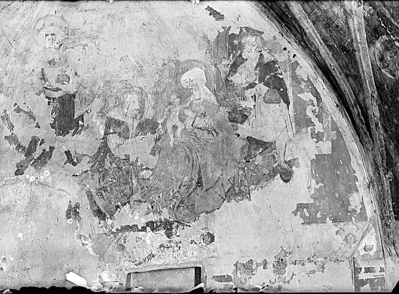 Foto in bianco e nero del 1935: la pittura con lacune chiare più ampie.